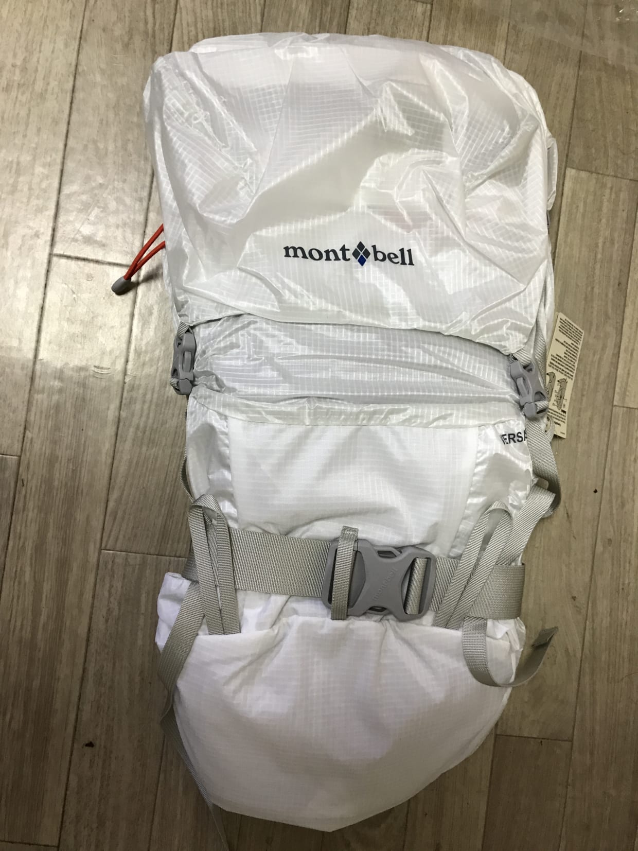 モンベルmontbell バーサライトパック 40 - 登山用品