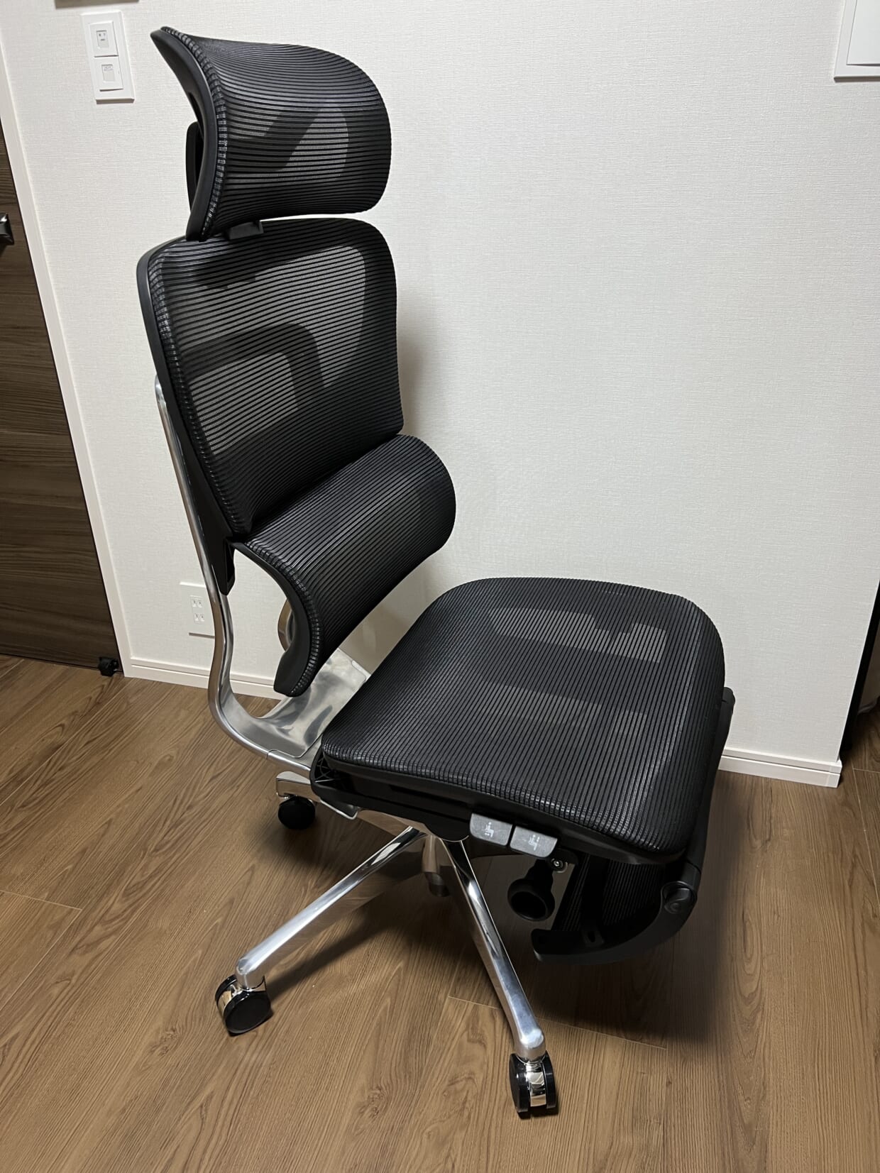 COFO Chair Premium レビュー！中価格帯で高級チェア並みの機能がいい 