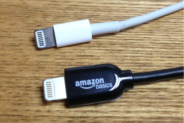 AmazonライトニングケーブルとAppleライトニングケーブルの比較