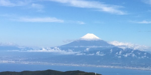 2014年富士山初冠雪