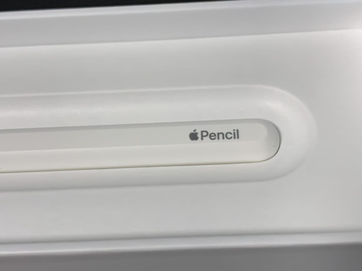 柄の部分にはApple Pencil 2のロゴ