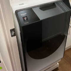 フィルター自動清掃で手入れが少ないドラム式洗濯機ES-W114レビュー